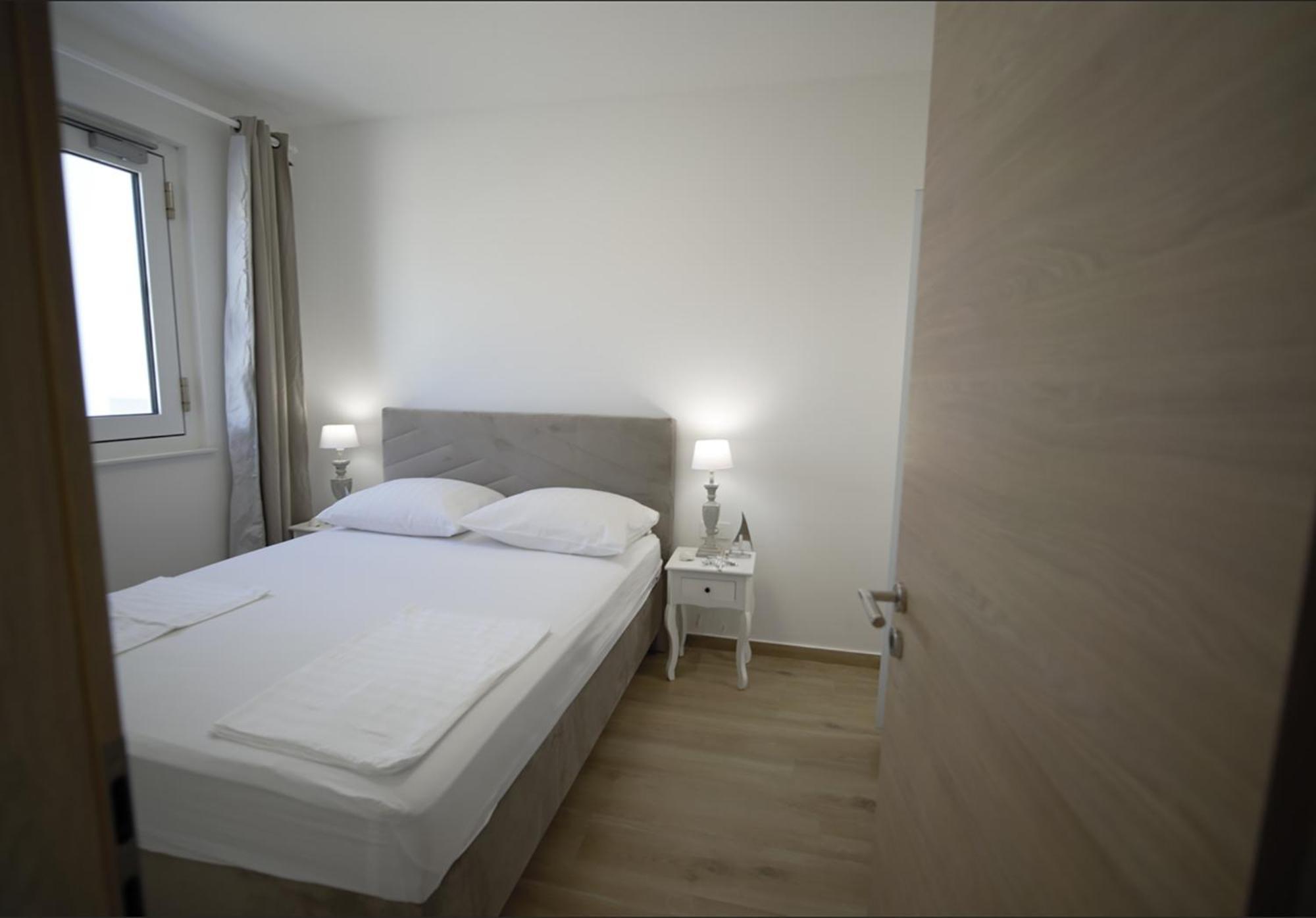 Nautica Apartment ราชานาส ภายนอก รูปภาพ