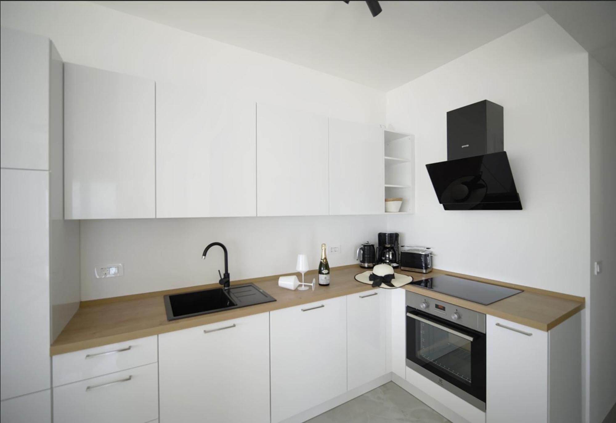 Nautica Apartment ราชานาส ภายนอก รูปภาพ